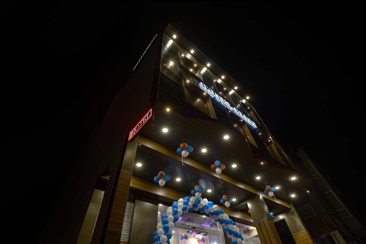 Hotel Bliss Zirakpur المظهر الخارجي الصورة