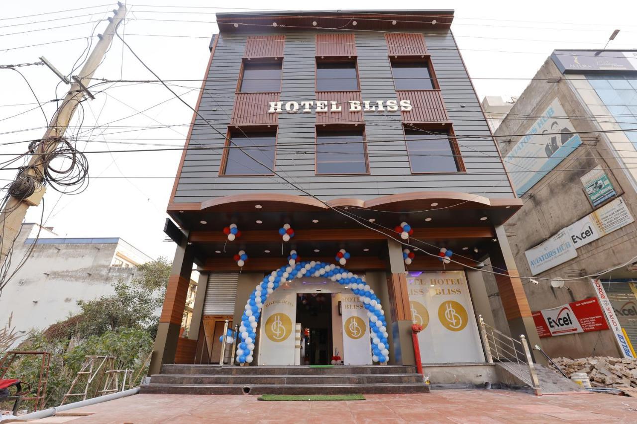 Hotel Bliss Zirakpur المظهر الخارجي الصورة